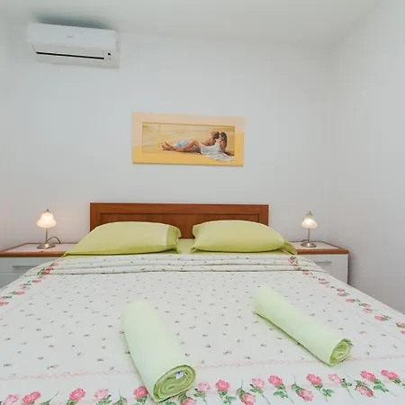 Apartman Nede Brela