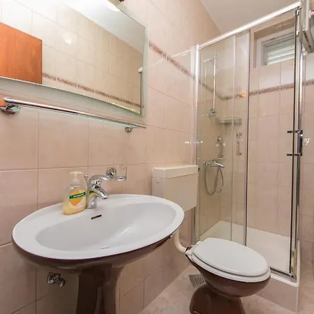 Nede Apartman *